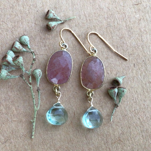 Strawberry Quartz Sundance Charm Earrings - Picture 4 of 7